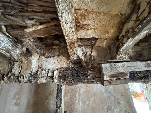 6 quarto Moradia para venda em Jérica - 47 000 € (Ref: 9532762)