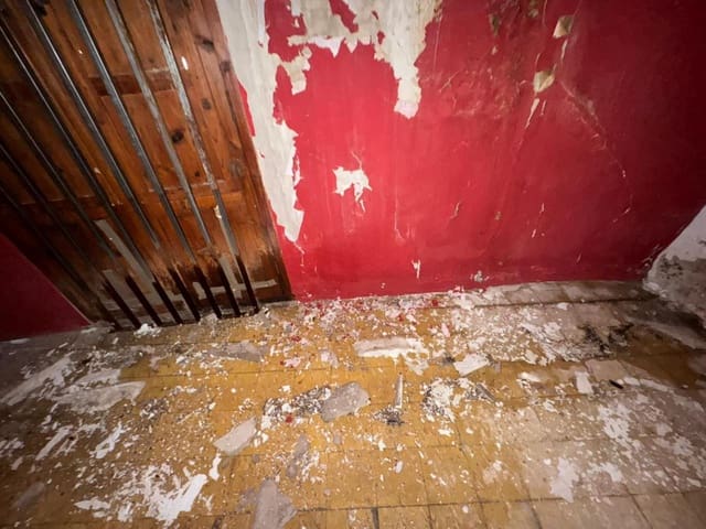 6 quarto Moradia para venda em Jérica - 47 000 € (Ref: 9532762)