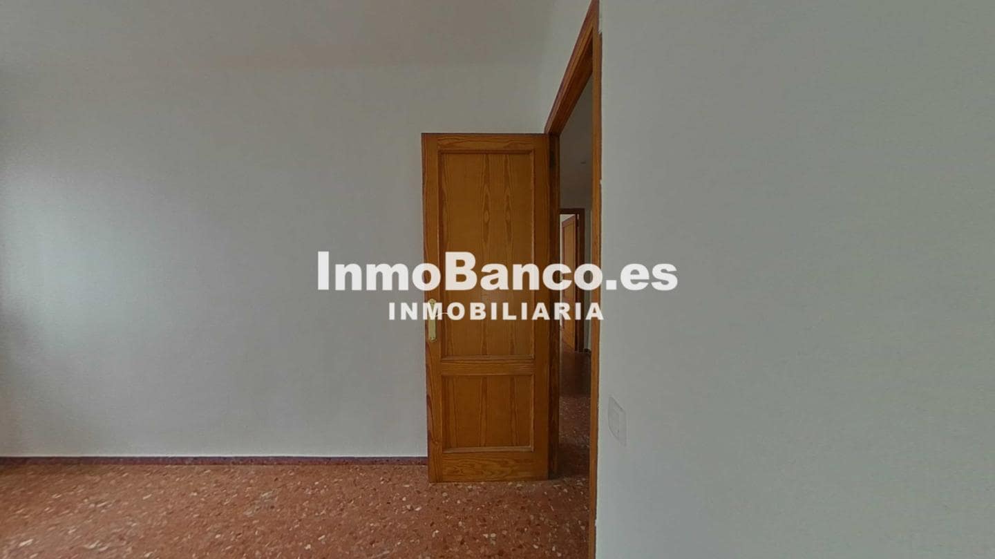 3 slaapkamer Flat te koop in Valencia stad - € 240.000 (Ref: 9532765)