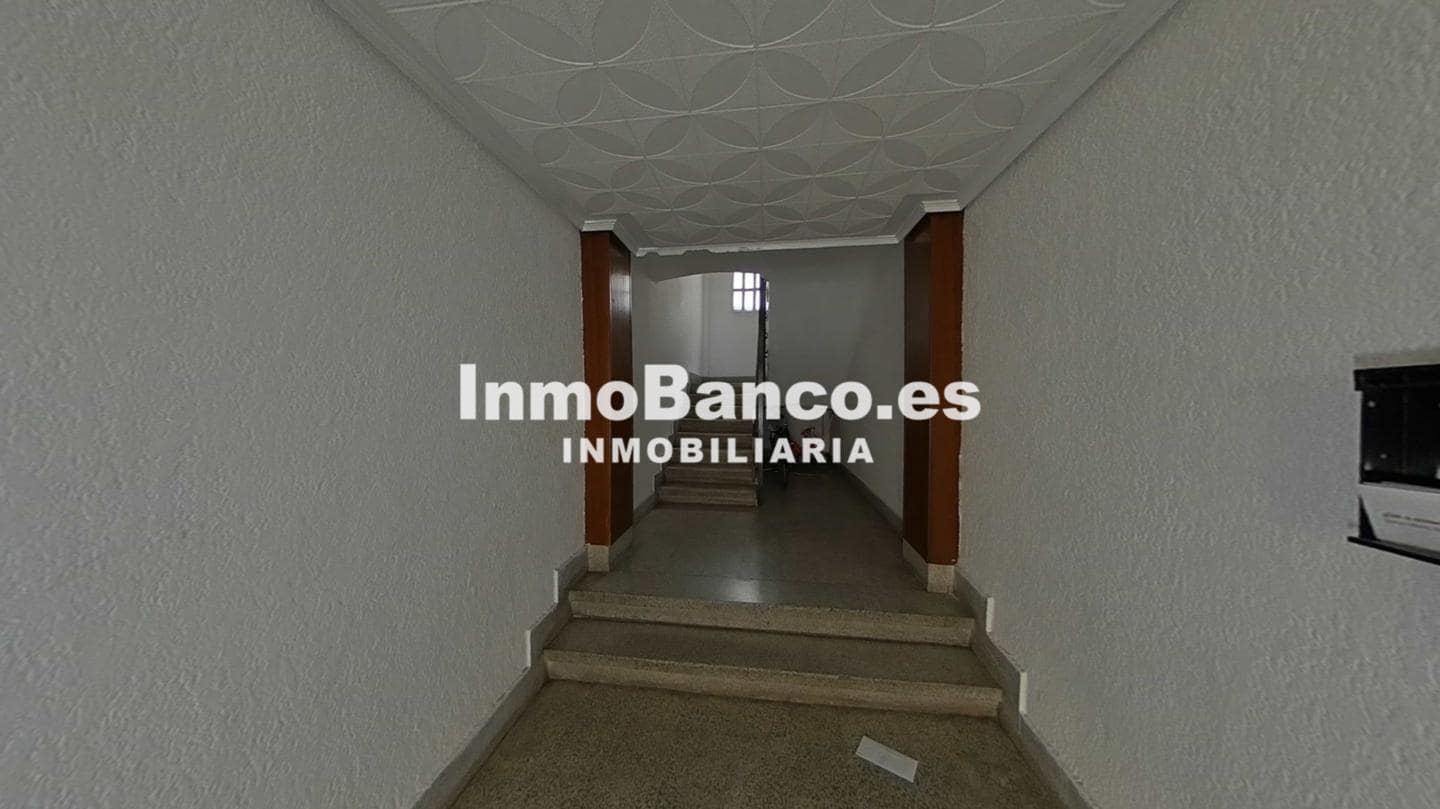 3 slaapkamer Flat te koop in Valencia stad - € 240.000 (Ref: 9532765)