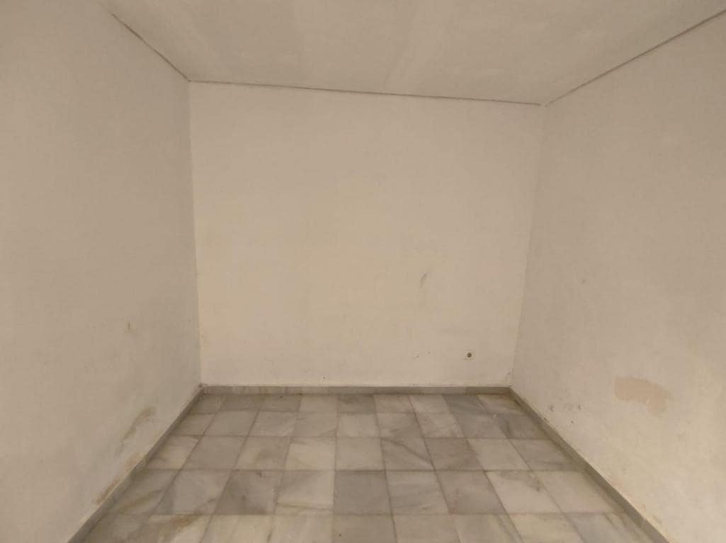 4 sovrum Villa till salu i Las Cabezas de San Juan - 52 400 € (Ref: 9535304)