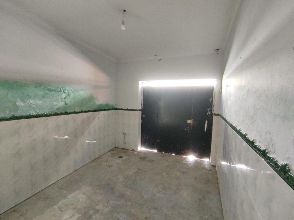 4 sovrum Villa till salu i Las Cabezas de San Juan - 52 400 € (Ref: 9535304)