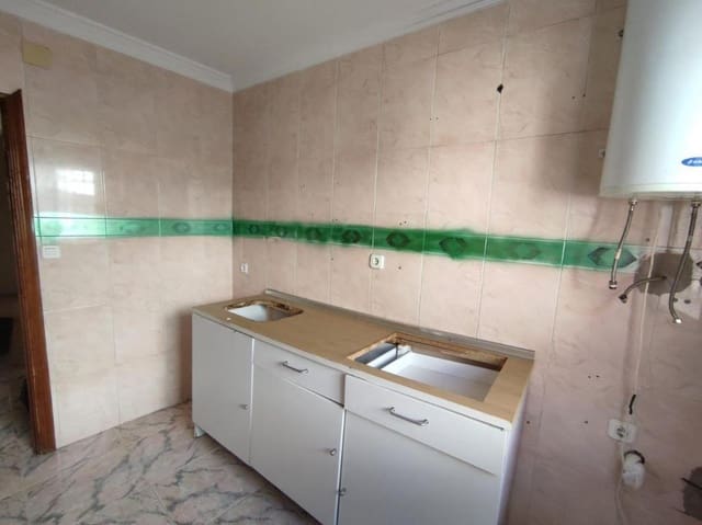 4 sovrum Villa till salu i Las Cabezas de San Juan - 52 400 € (Ref: 9535304)