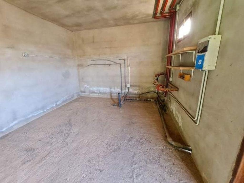 7 sypialnia Biznes na sprzedaż w Casillas del Angel - 303 000 € (Ref: 9539700)