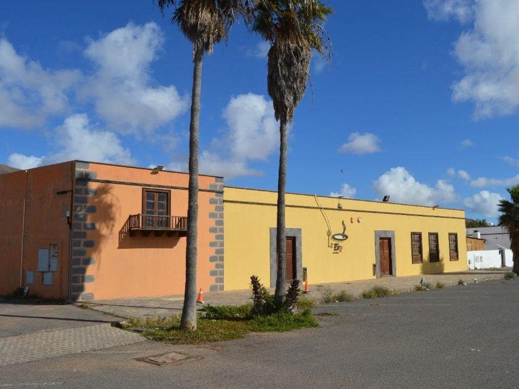 7 sypialnia Biznes na sprzedaż w Casillas del Angel - 303 000 € (Ref: 9539700)