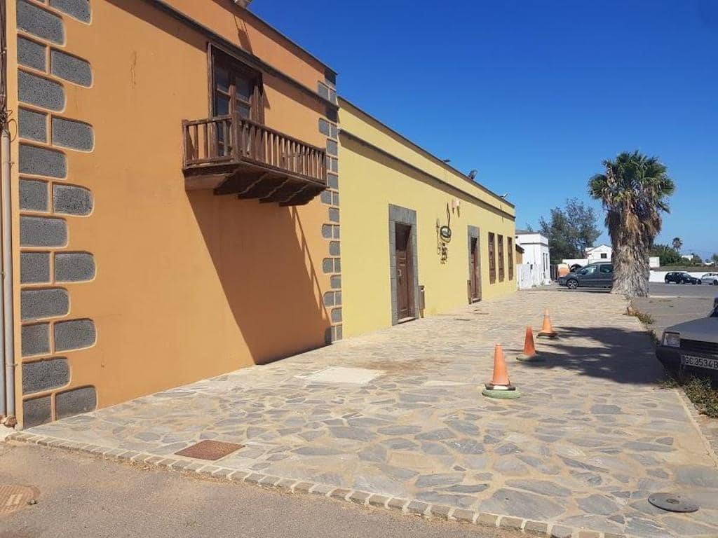 7 sypialnia Biznes na sprzedaż w Casillas del Angel - 303 000 € (Ref: 9539700)