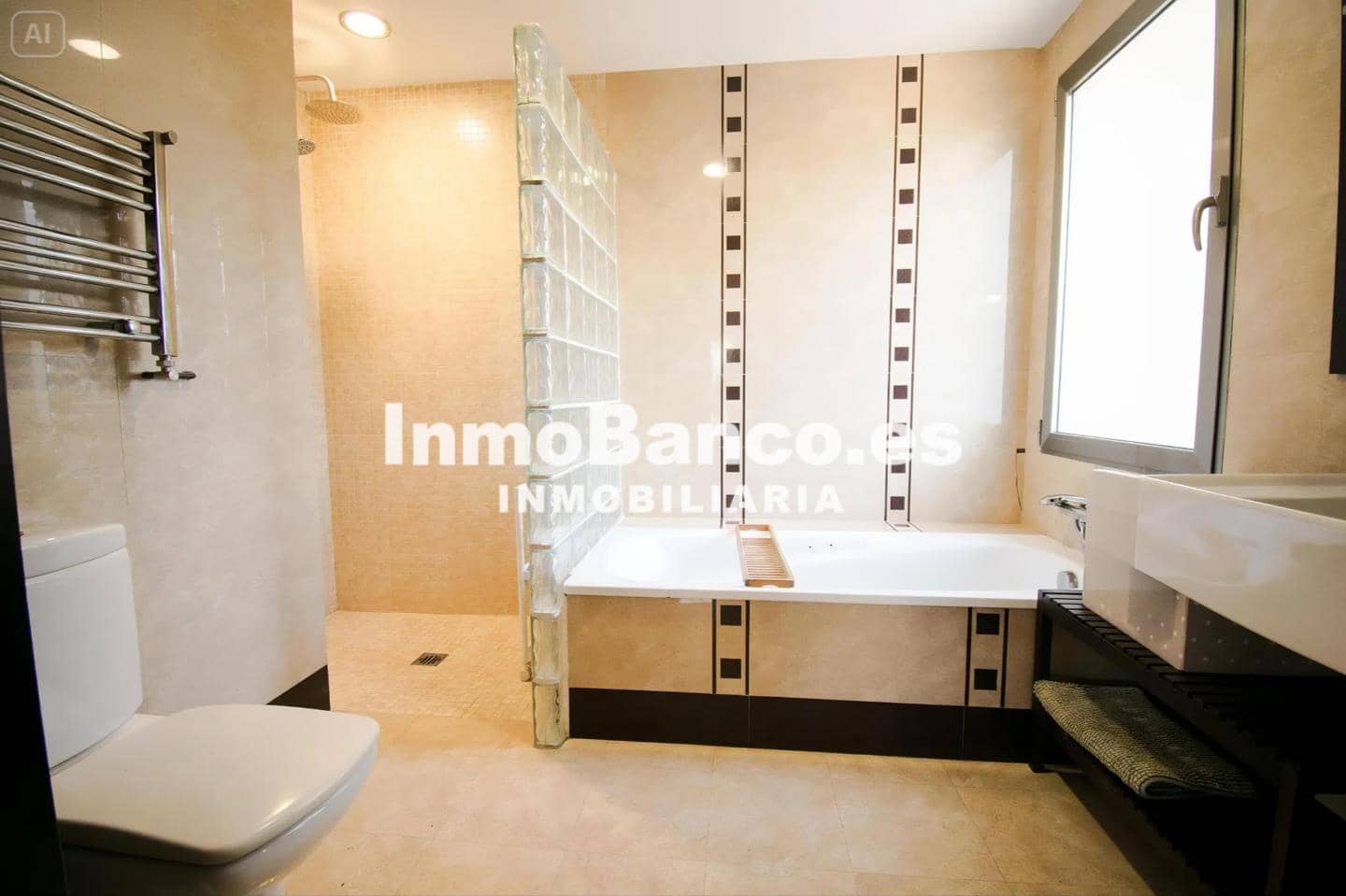 4 soveværelse Villa til leje i Chiva med swimmingpool - € 2.900 (Ref: 9542719)