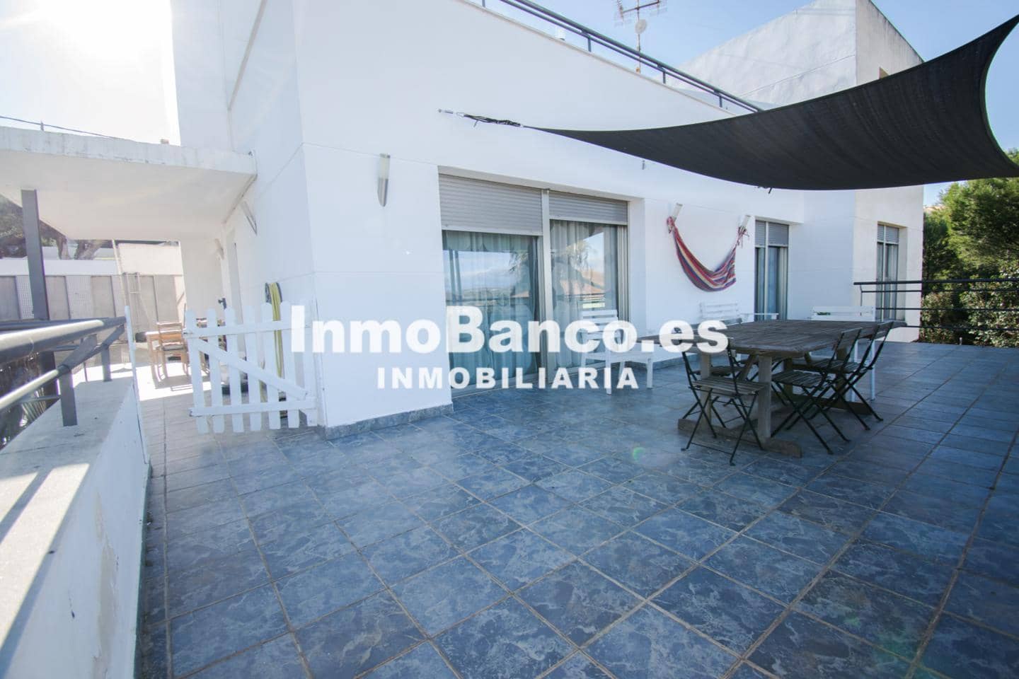 4 soveværelse Villa til leje i Chiva med swimmingpool - € 2.900 (Ref: 9542719)