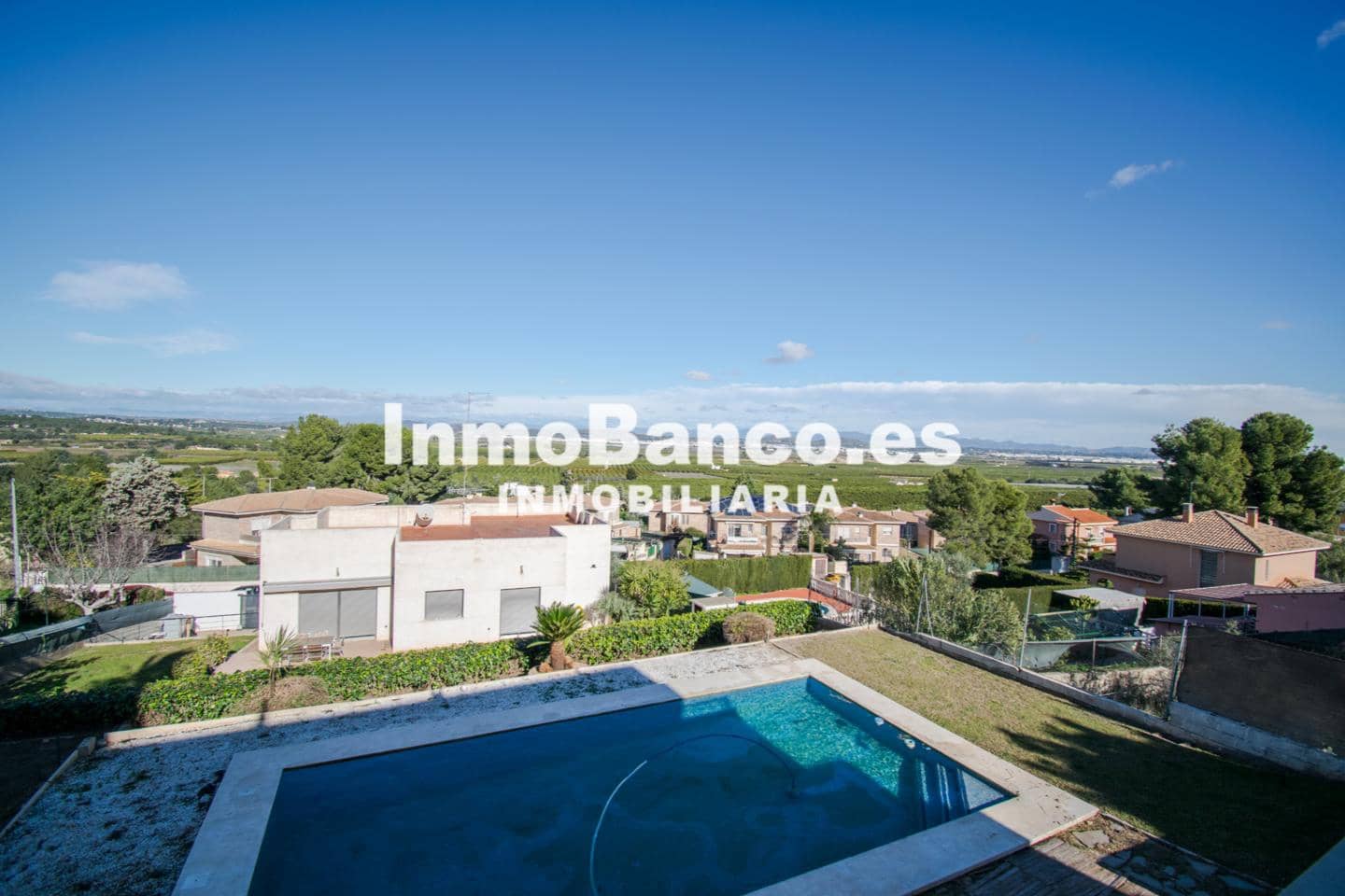 4 soveværelse Villa til leje i Chiva med swimmingpool - € 2.900 (Ref: 9542719)