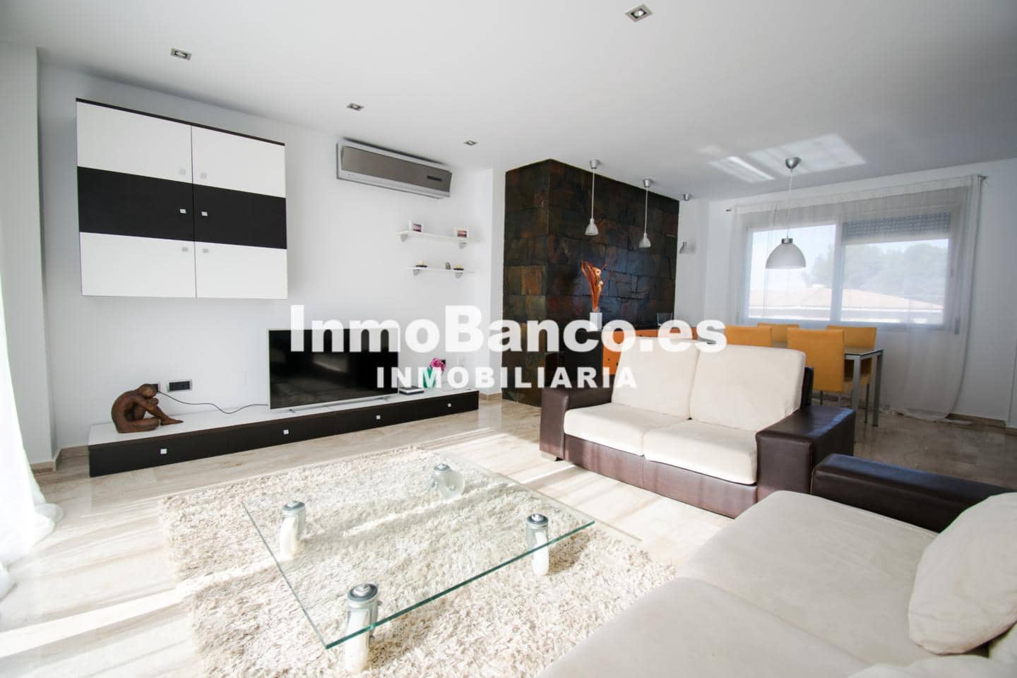 3 bedroom Villa for rent in Chiva with pool - € 2,400 (Ref: 9542720)