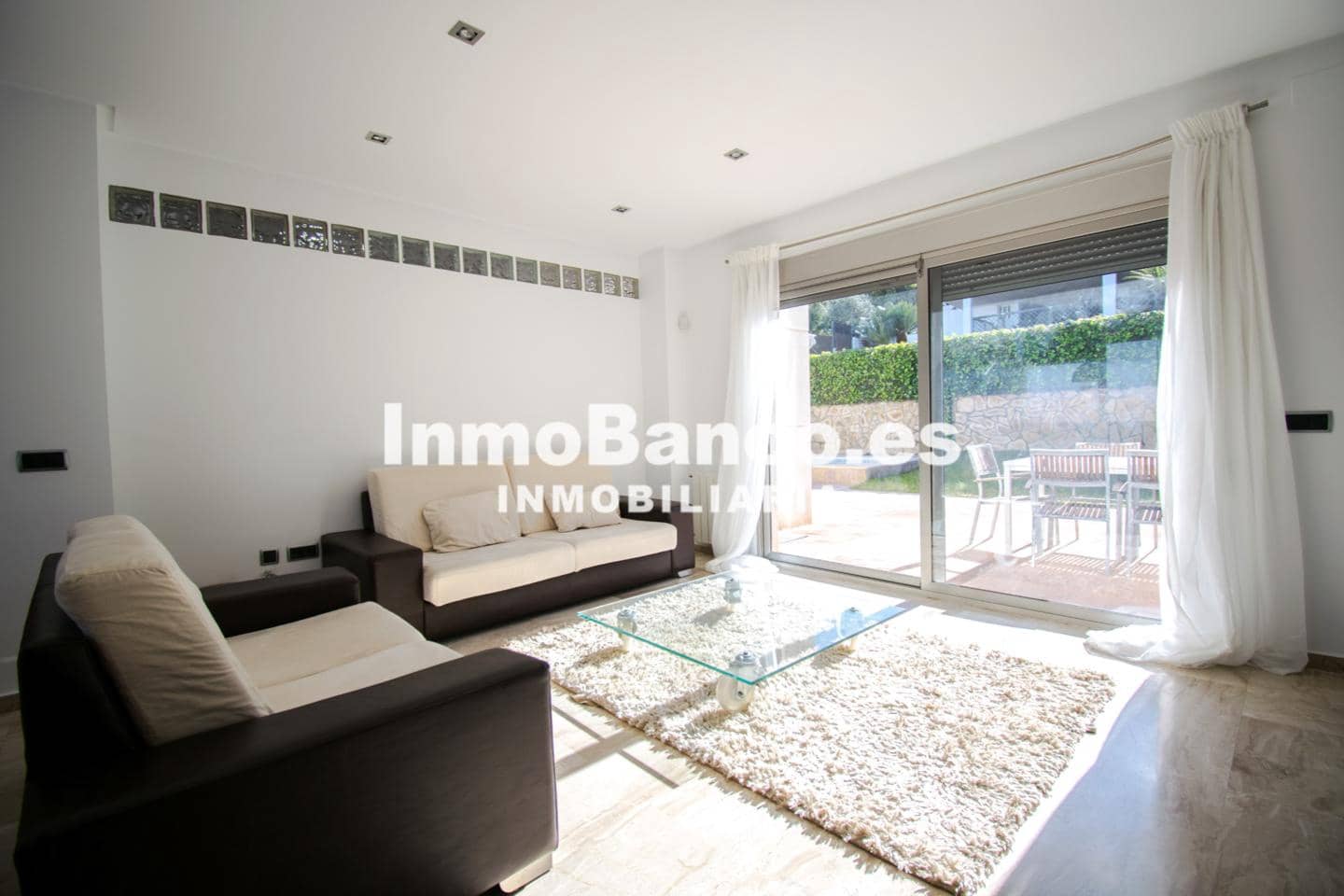 3 bedroom Villa for rent in Chiva with pool - € 2,400 (Ref: 9542720)