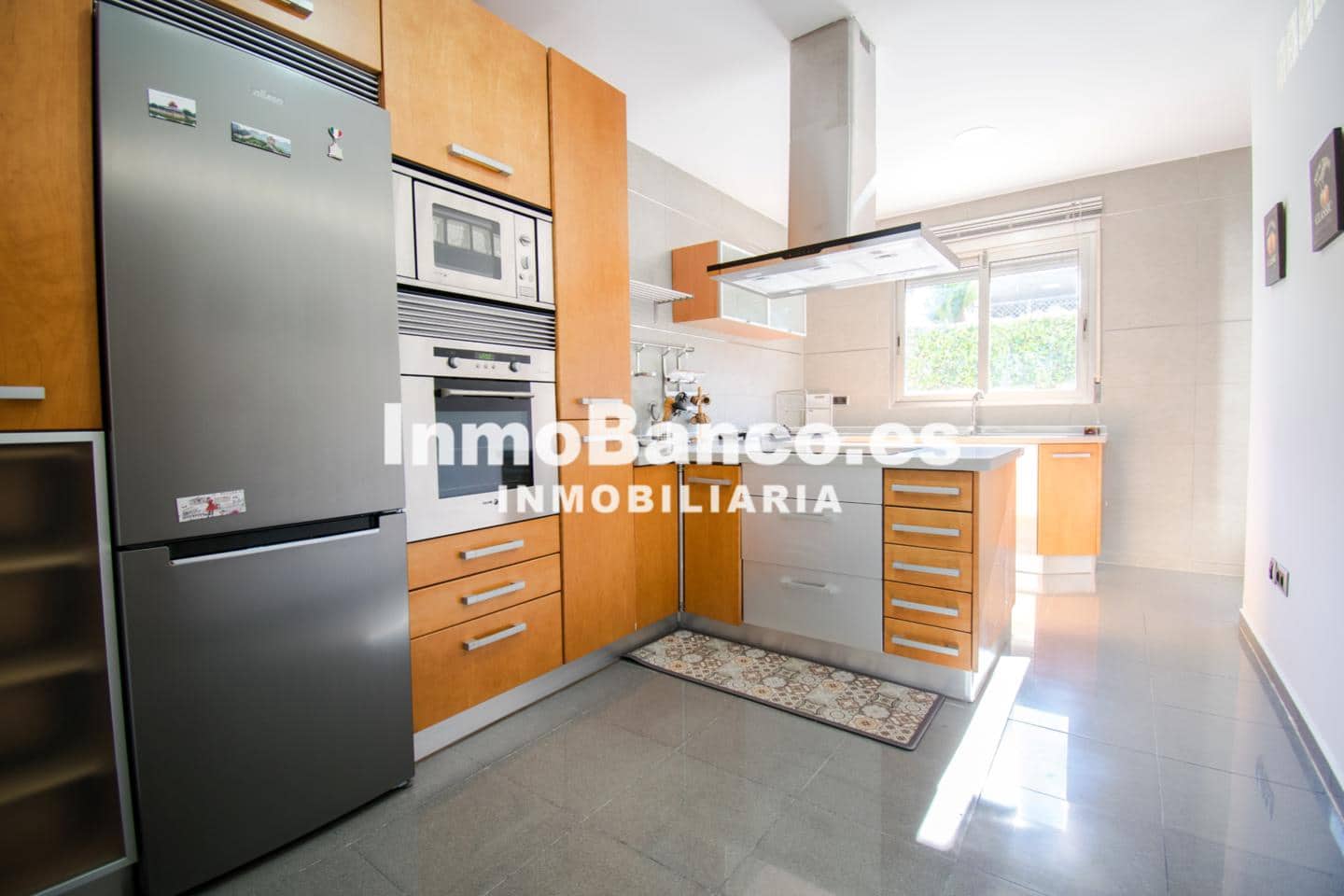 3 bedroom Villa for rent in Chiva with pool - € 2,400 (Ref: 9542720)