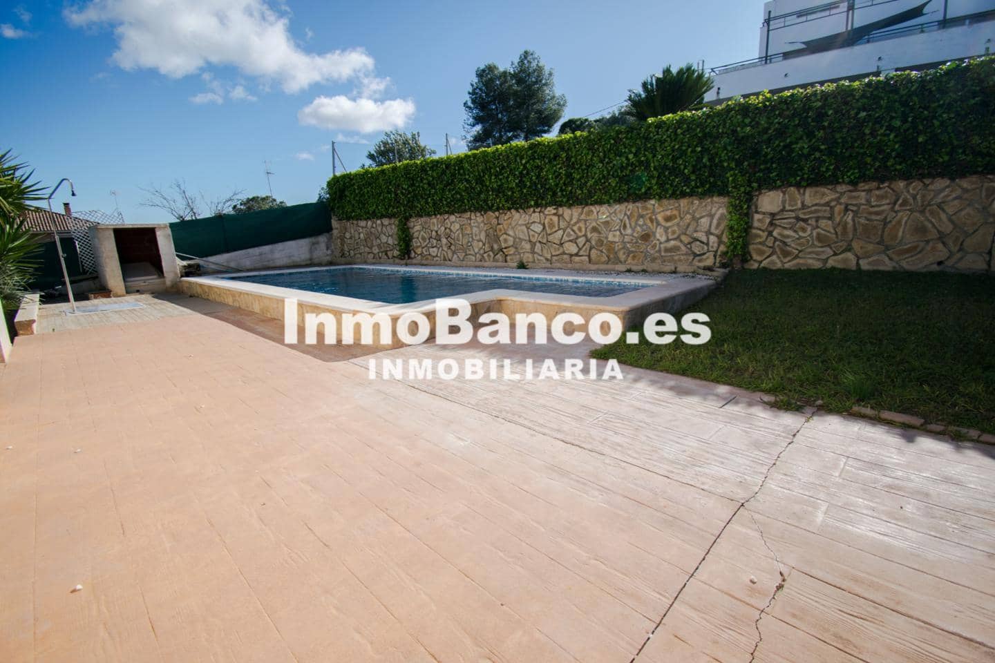 3 bedroom Villa for rent in Chiva with pool - € 2,400 (Ref: 9542720)