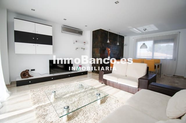 3 makuuhuone Huvila vuokrattavana paikassa Chiva mukana uima-altaan - 2 400 € (Ref: 9542720)