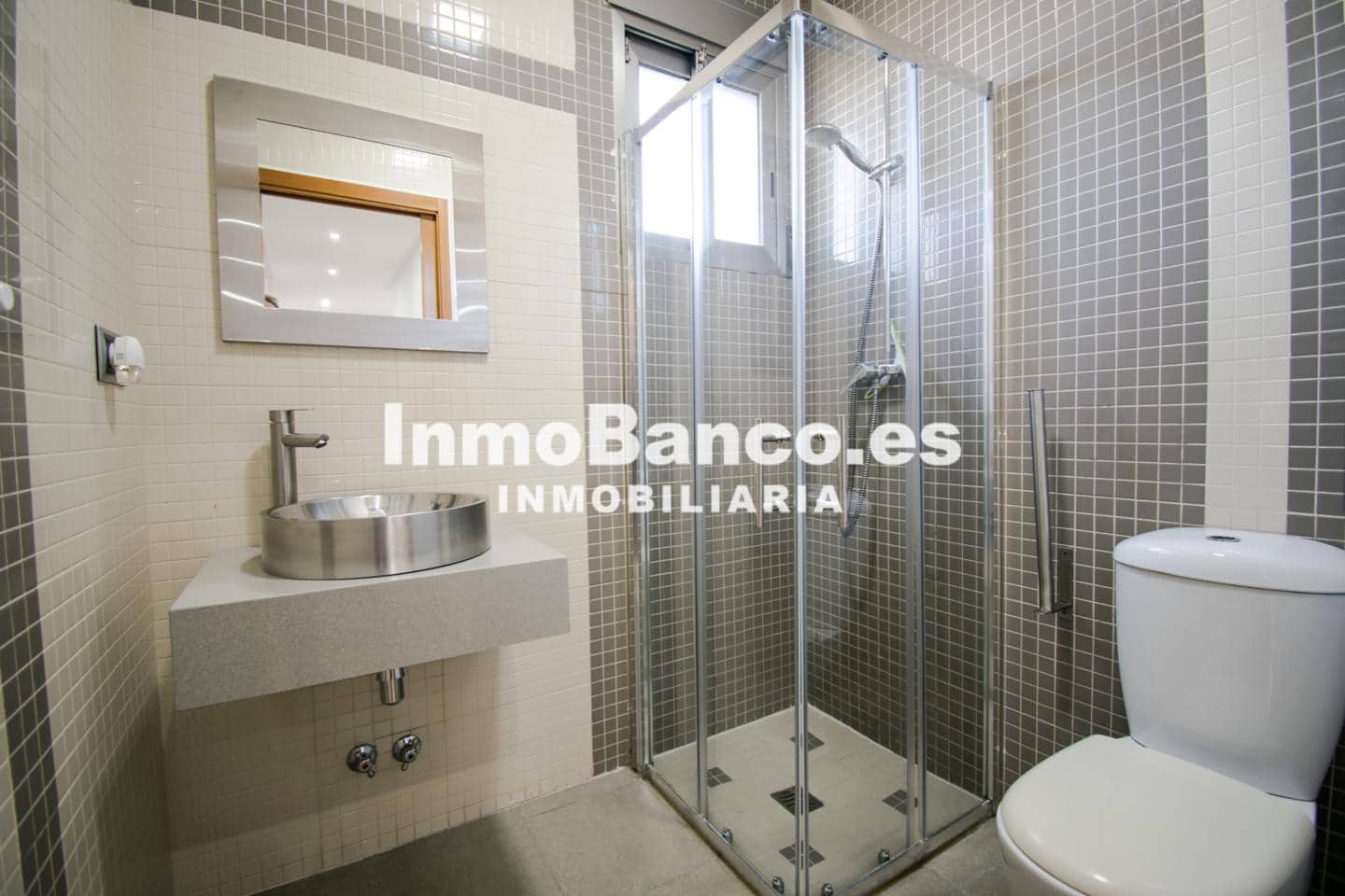 3 bedroom Villa for rent in Chiva with pool - € 2,400 (Ref: 9542720)