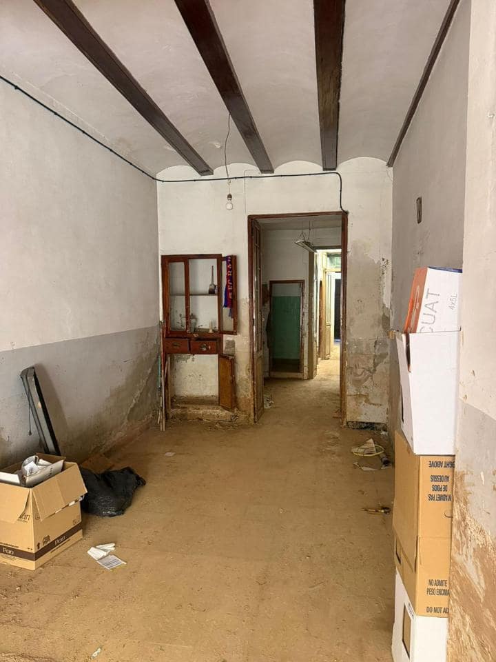 4 soveværelse Villa til salg i Algemesi - € 79.000 (Ref: 9544584)