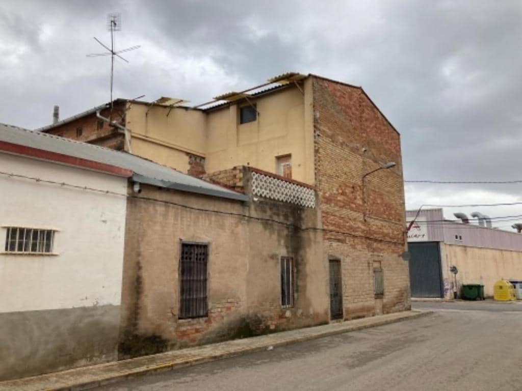 7 soverom Villa til salgs i La Pobla Llarga - € 115 000 (Ref: 9547187)