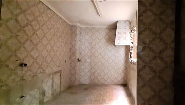 5 sypialnia Willa na sprzedaż w Alberic - 49 000 € (Ref: 9549028)