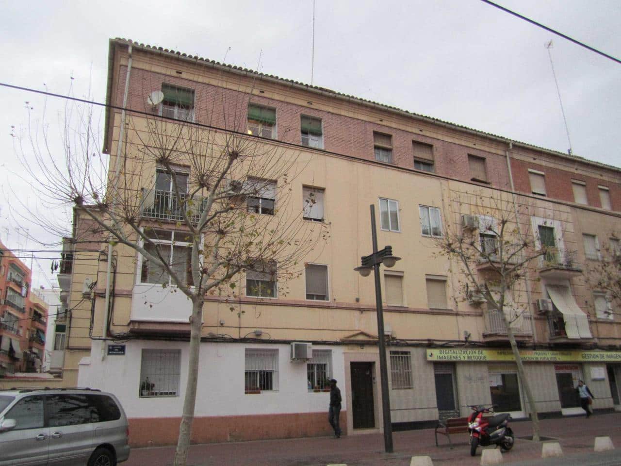 3 soveværelse Lejlighed til salg i Valencia by - € 150.000 (Ref: 9552684)