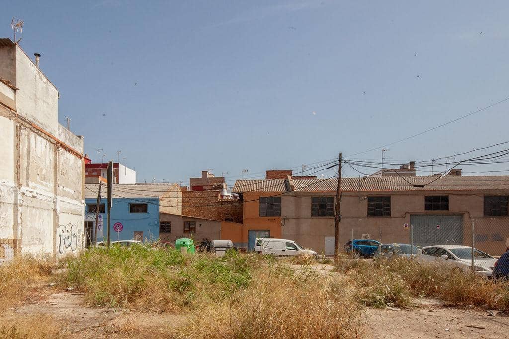 Undeveloped Land for sale in Alzira - € 195,000 (Ref: 9553198)