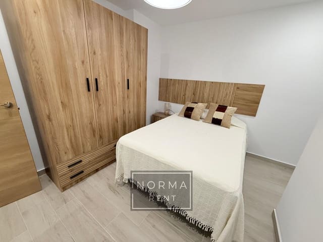 4 bedroom Apartment for rent in Alicante / Alacant city - € 1,550 (Ref: 10015668)