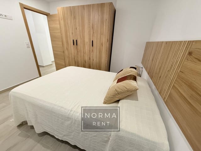 4 sovrum Lägenhet att hyra i Alicante stad - 1 550 € (Ref: 10015668)