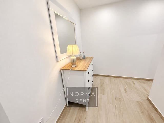Apartamento de 4 habitaciones en Alicante / Alacant ciudad en alquiler - 1.550 € (Ref: 10015668)