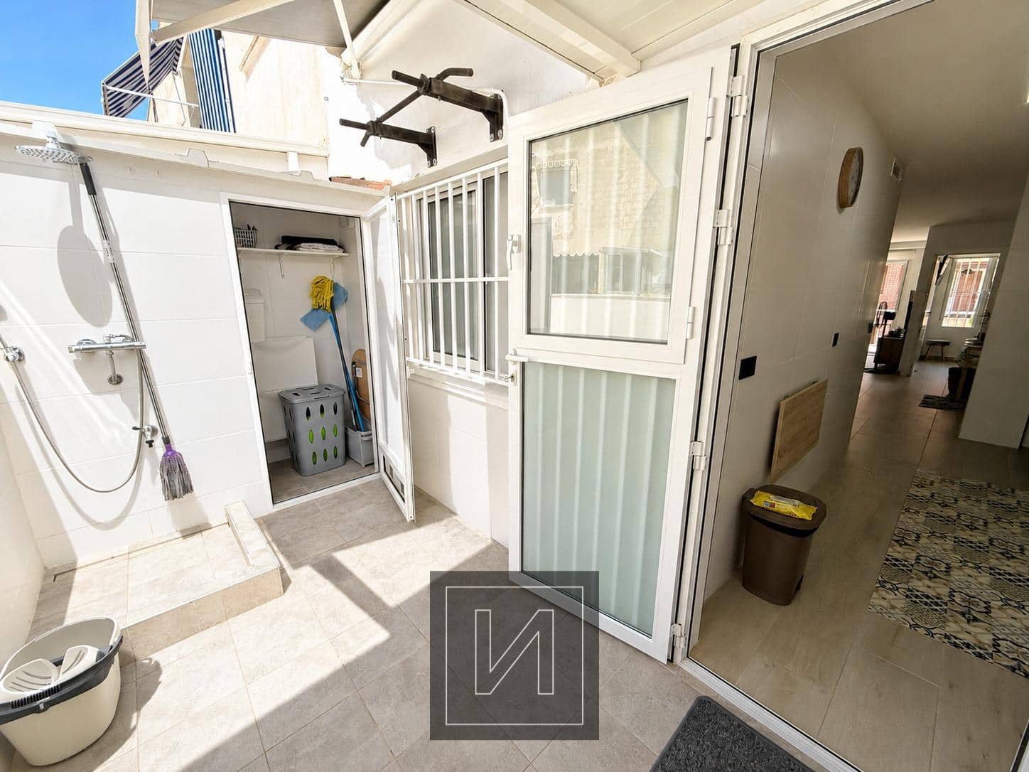 2 bedroom Apartment for sale in Los Alcazares with garage - € 185,000 (Ref: 10018563)