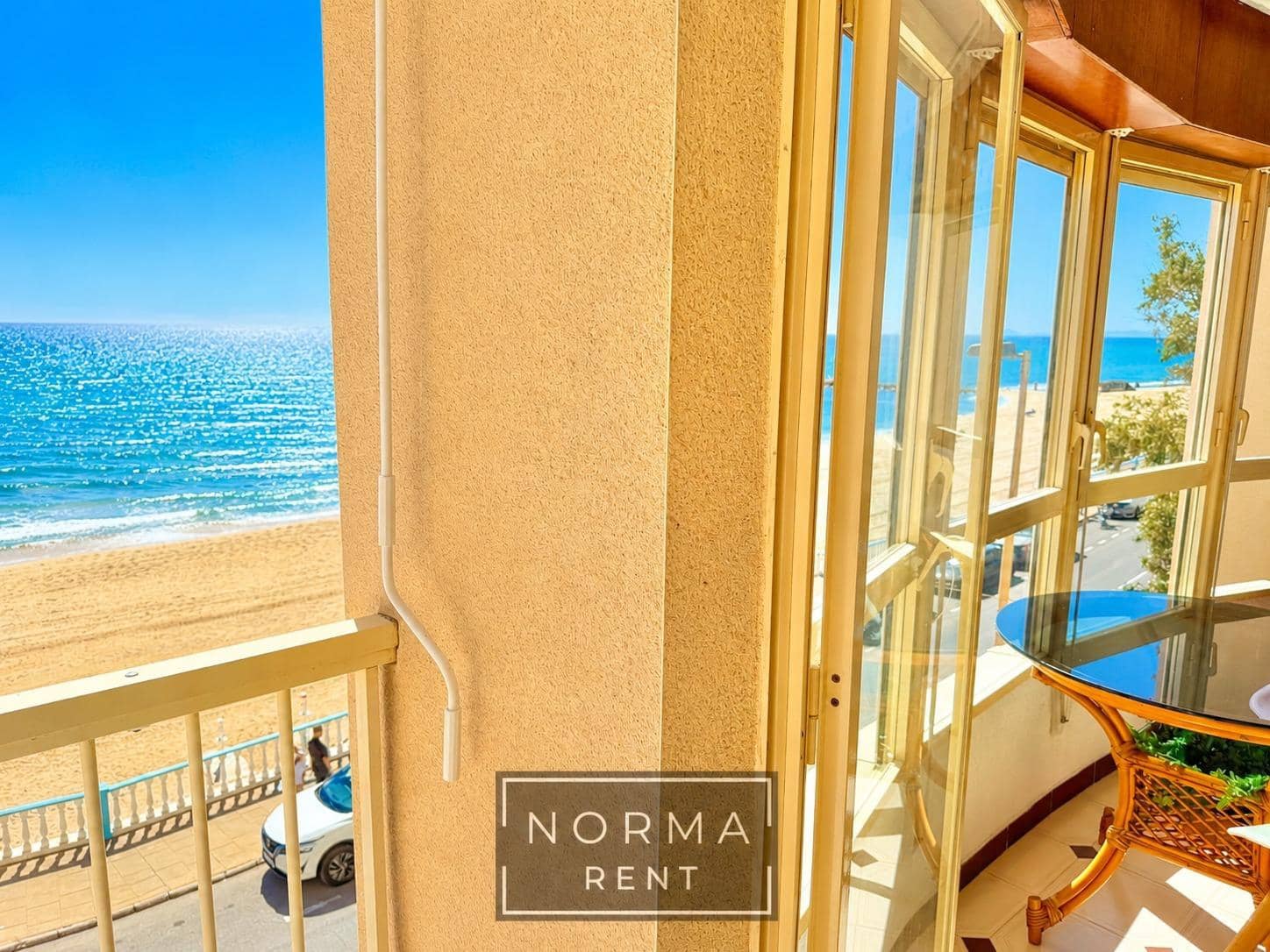 3 Zimmer Apartment zu vermieten in Torrevieja mit Garage - 990 € (Ref: 10051860)