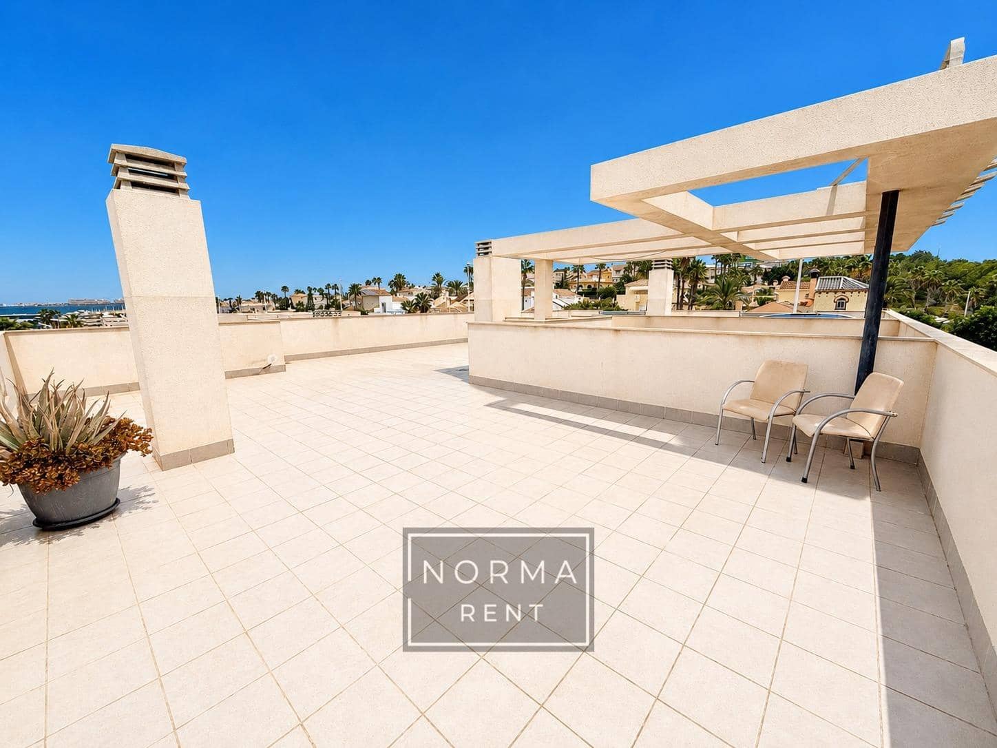 Appartement de 2 chambres à louer à Gran Alacant - 1 230 € (Ref: 10094803)