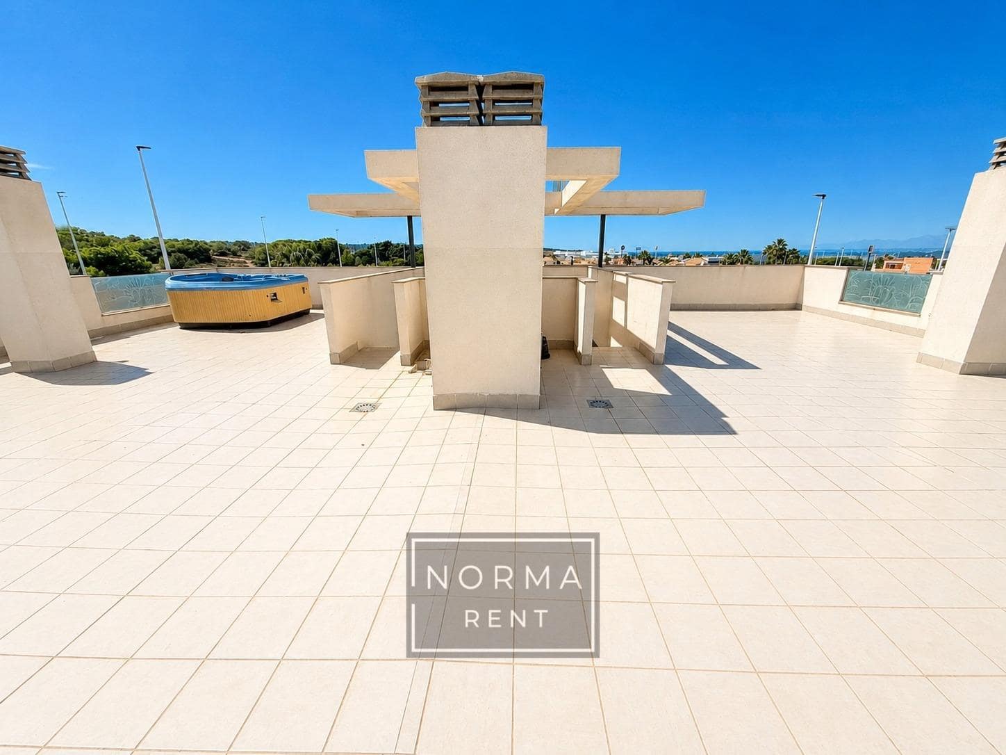Appartement de 2 chambres à louer à Gran Alacant - 1 230 € (Ref: 10094803)