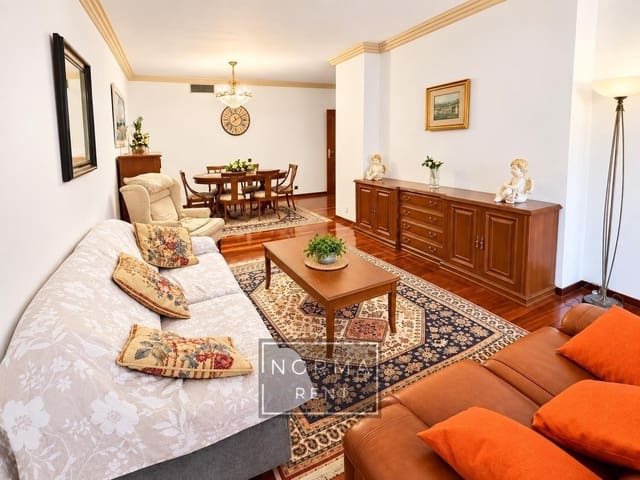 3 bedroom Penthouse for rent in Alicante / Alacant city - € 1,600 (Ref: 10129659)