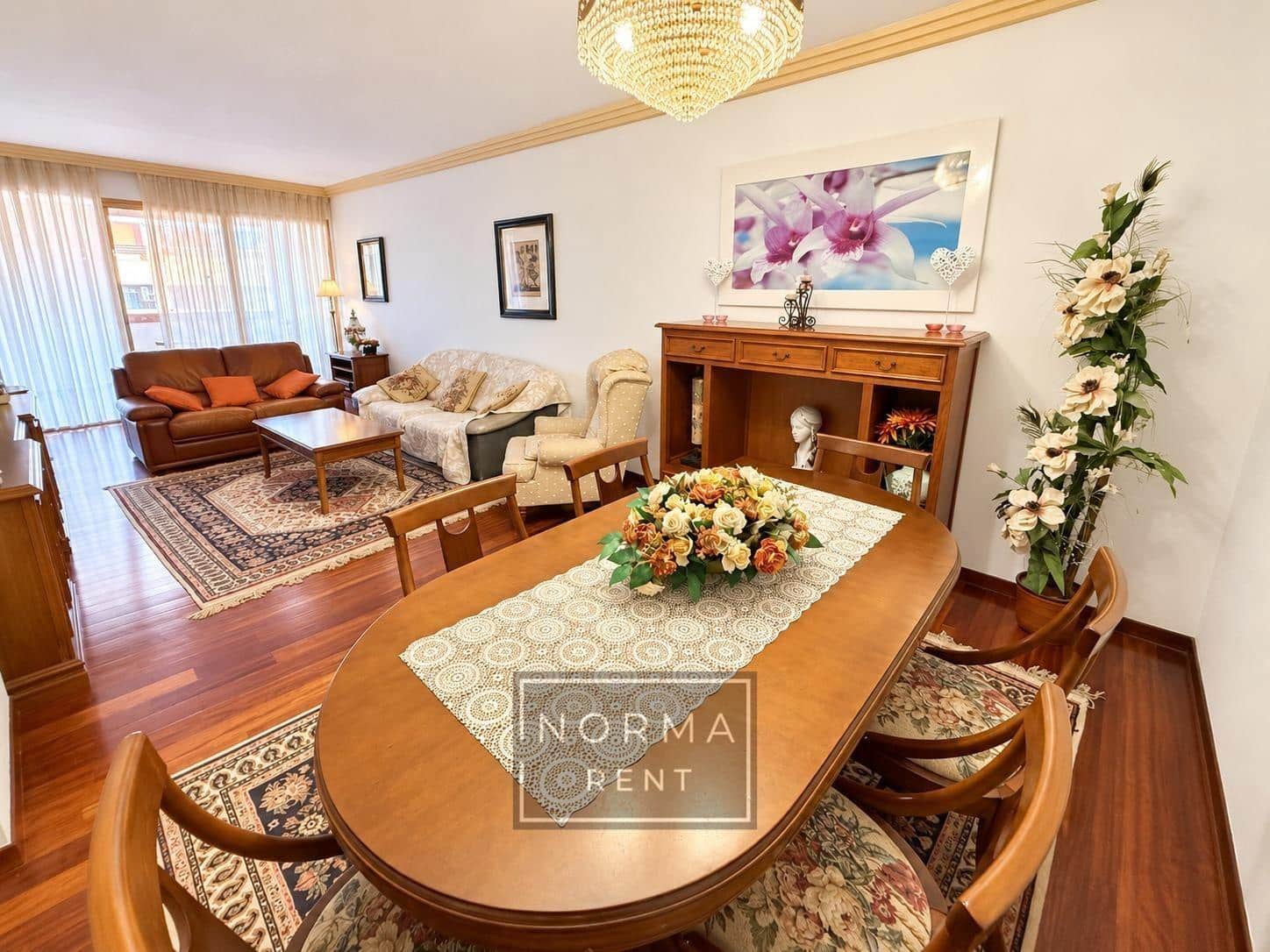 3 slaapkamer Penthouse te huur in Alicante stad - € 1.600 (Ref: 10129659)