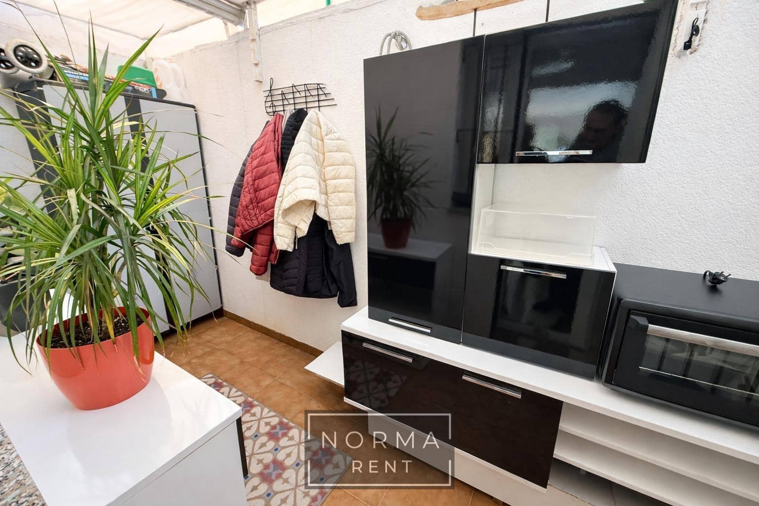 3 quarto Bungalow para arrendar em Cabo Roig com piscina - 1 200 € (Ref: 10187205)