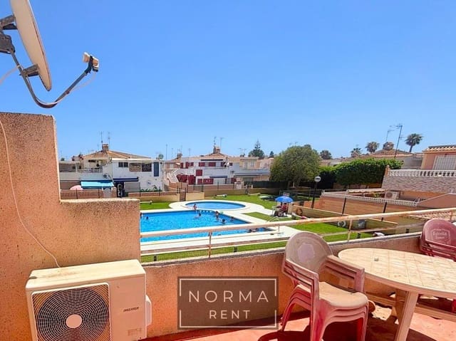 2 soveværelse Rækkehus til leje i Torrevieja med swimmingpool - € 650 (Ref: 9118808)