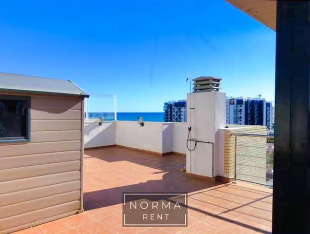 1 makuuhuone Kattohuoneisto vuokrattavana paikassa Punta Prima, Torrevieja mukana uima-altaan 
autotalli - 600 € (Ref: 9347414)