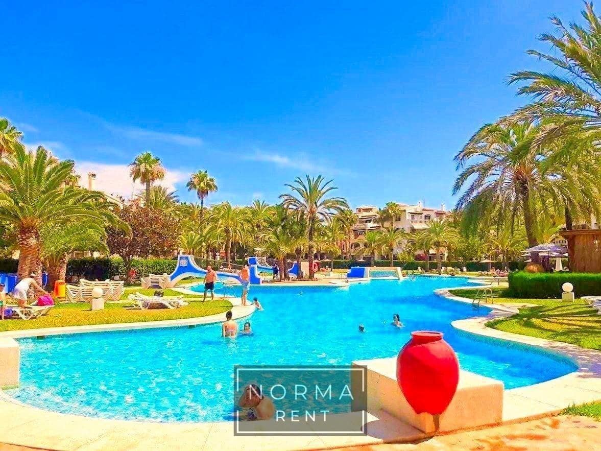 2 soveværelse Lejlighed til leje i Torrevieja - € 800 (Ref: 9362680)