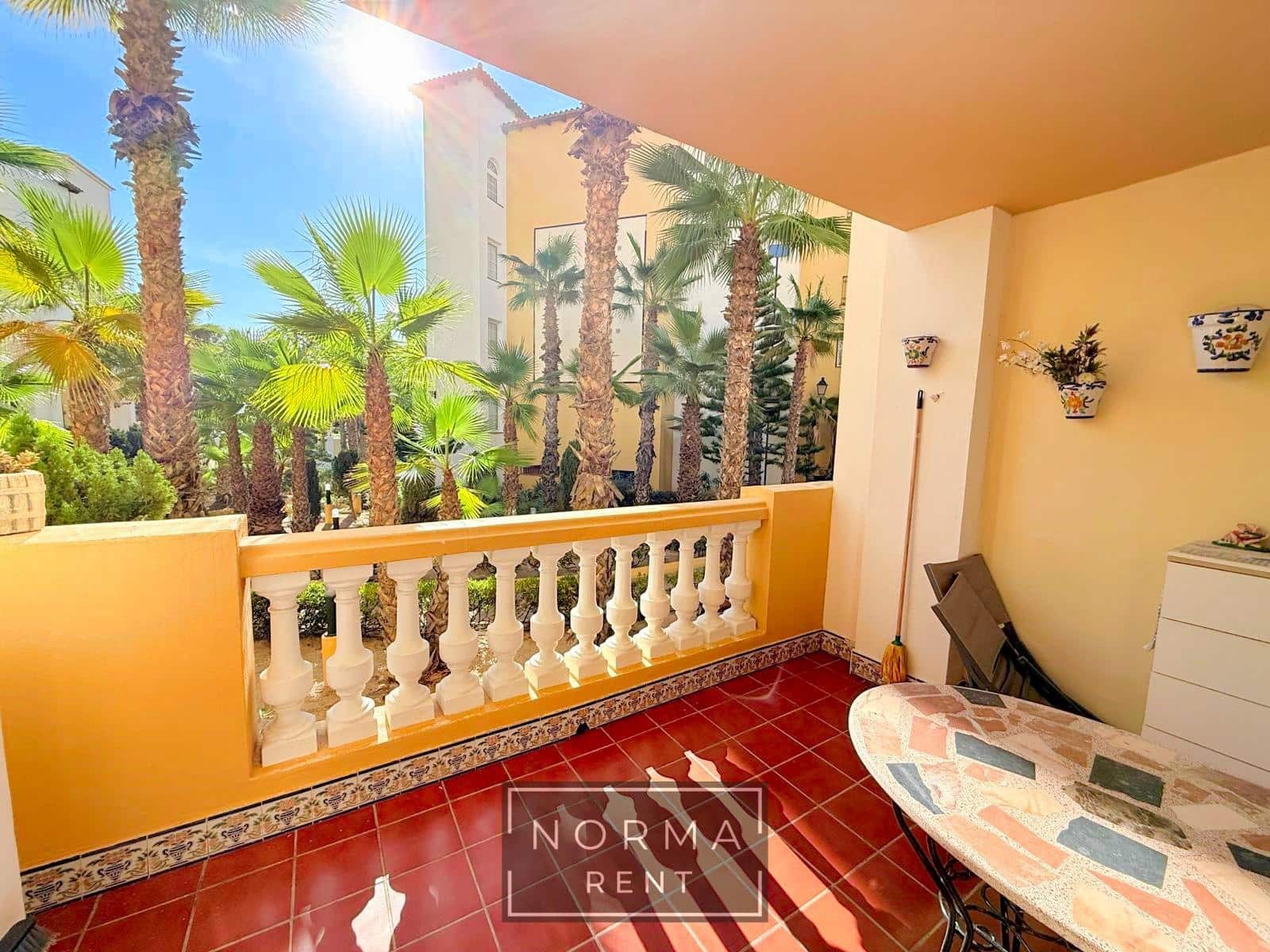 2 soveværelse Lejlighed til leje i Torrevieja - € 800 (Ref: 9362680)