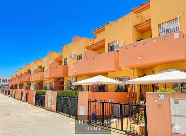 3 camera da letto Villetta a Schiera da affittare in Campoamor, Orihuela con piscina - 1.050 € (Rif: 9383011)
