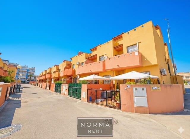 3 camera da letto Villetta a Schiera da affittare in Campoamor, Orihuela con piscina - 1.050 € (Rif: 9383011)