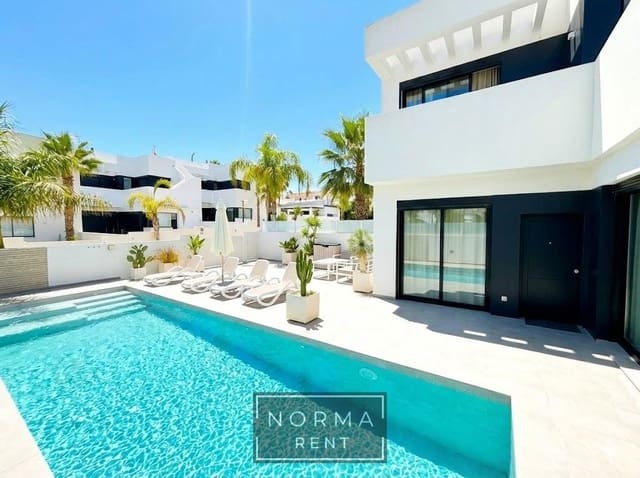 Villa/Maison de 3 chambres à louer à Guardamar del Segura avec piscine - 2 500 € (Ref: 9441394)