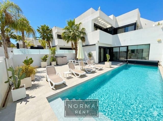 Villa/Maison de 3 chambres à louer à Guardamar del Segura avec piscine - 2 500 € (Ref: 9441394)