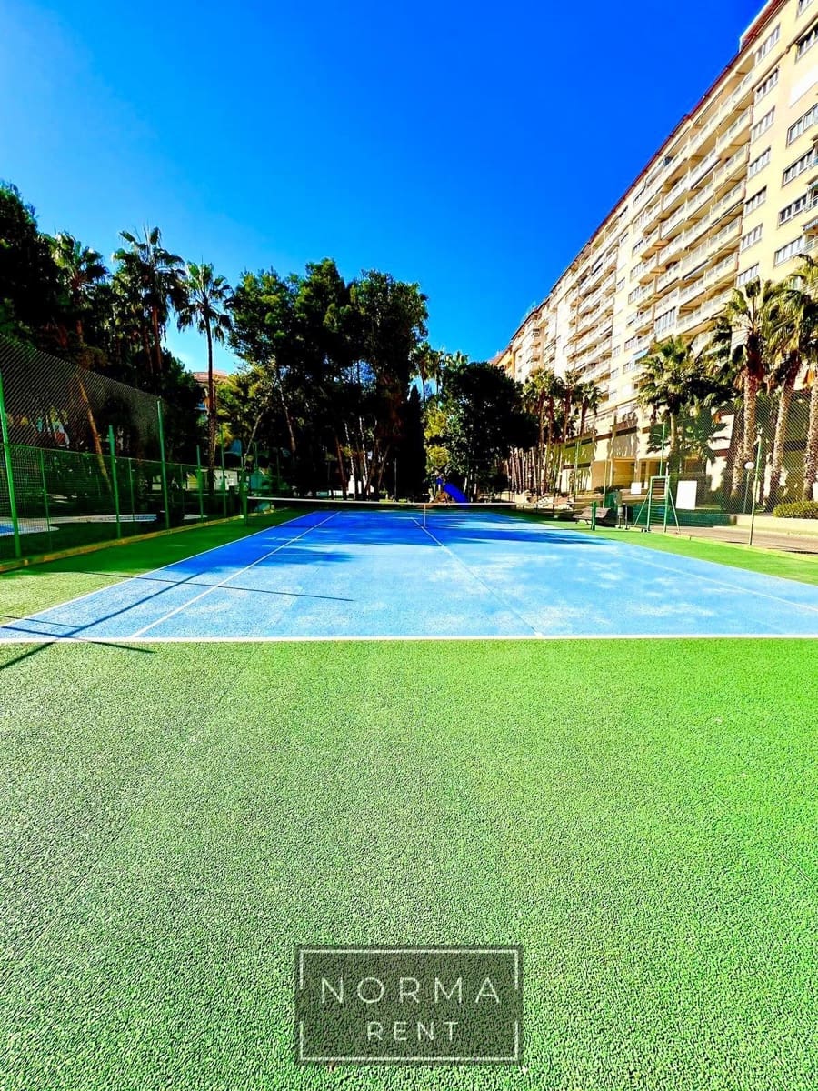 3 soveværelse Lejlighed til leje i Campoamor med swimmingpool - € 950 (Ref: 9449383)