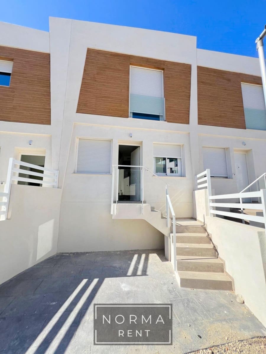 Adosado de 2 habitaciones en Gran Alacant en alquiler - 1.300 € (Ref: 9462443)