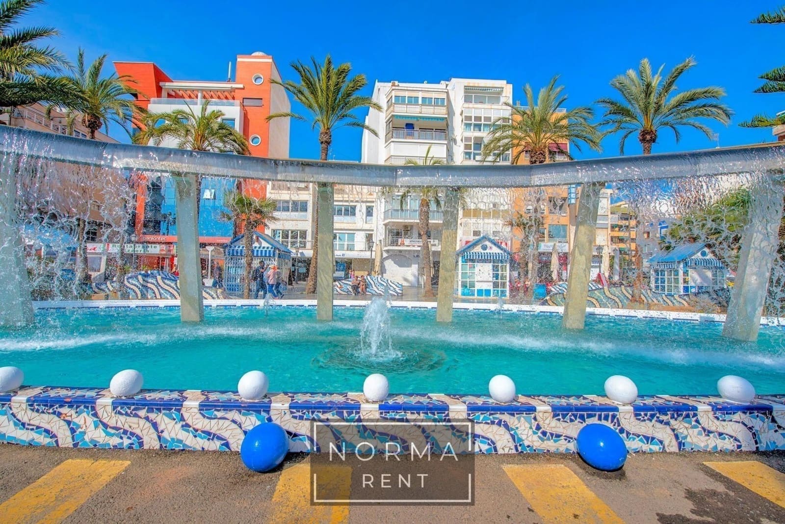 3 makuuhuone Huoneisto vuokrattavana paikassa Torrevieja mukana 
autotalli - 1 300 € (Ref: 9513479)