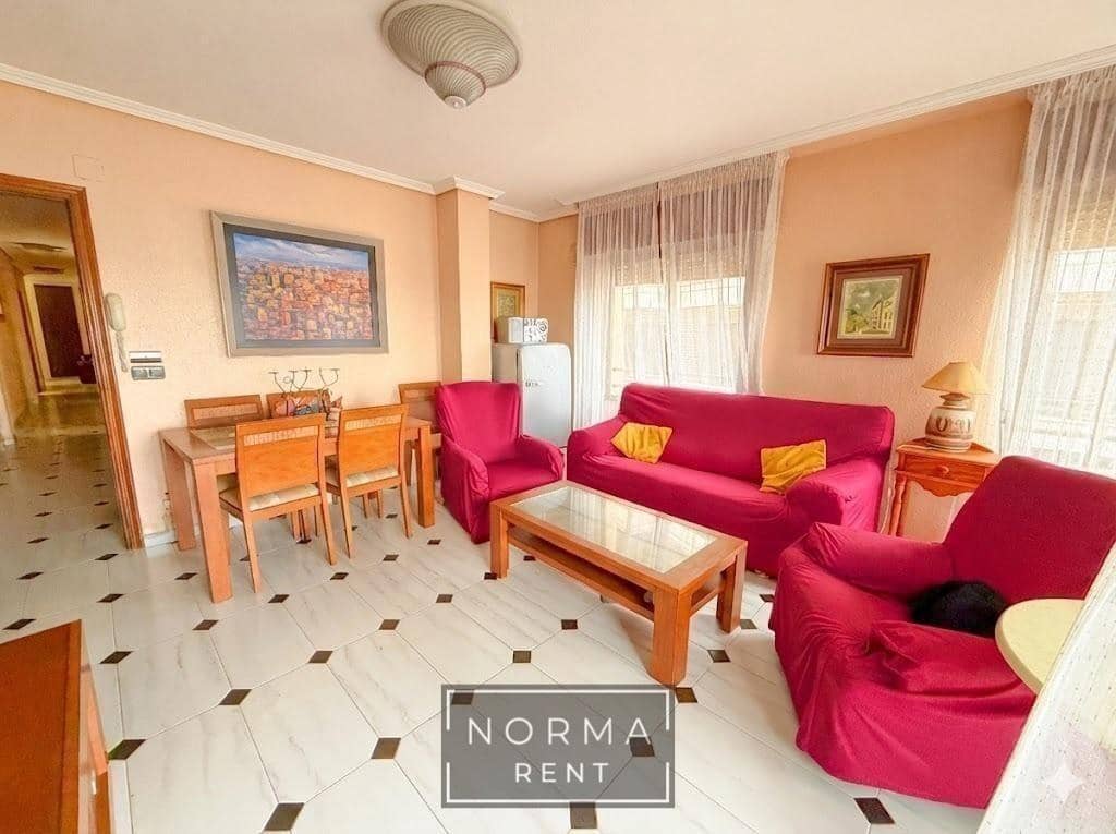 3 makuuhuone Huoneisto vuokrattavana paikassa Torrevieja mukana 
autotalli - 1 200 € (Ref: 9513479)