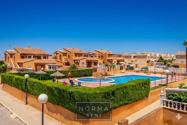 2 makuuhuone Huoneisto vuokrattavana paikassa Aguas Nuevas, Torrevieja mukana uima-altaan - 800 € (Ref: 9513480)