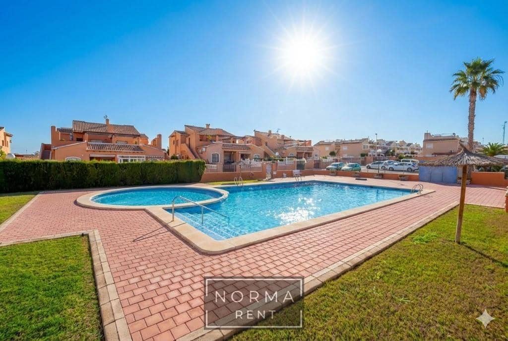 2 makuuhuone Huoneisto vuokrattavana paikassa Aguas Nuevas mukana uima-altaan - 800 € (Ref: 9513480)