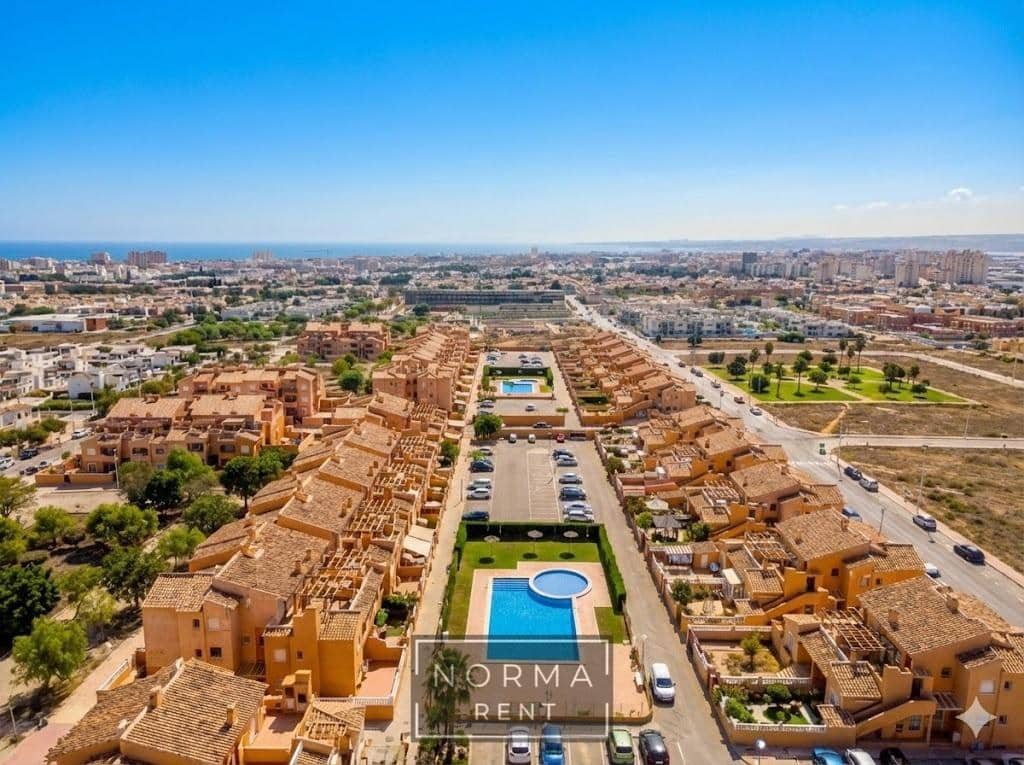 2 makuuhuone Huoneisto vuokrattavana paikassa Aguas Nuevas mukana uima-altaan - 800 € (Ref: 9513480)