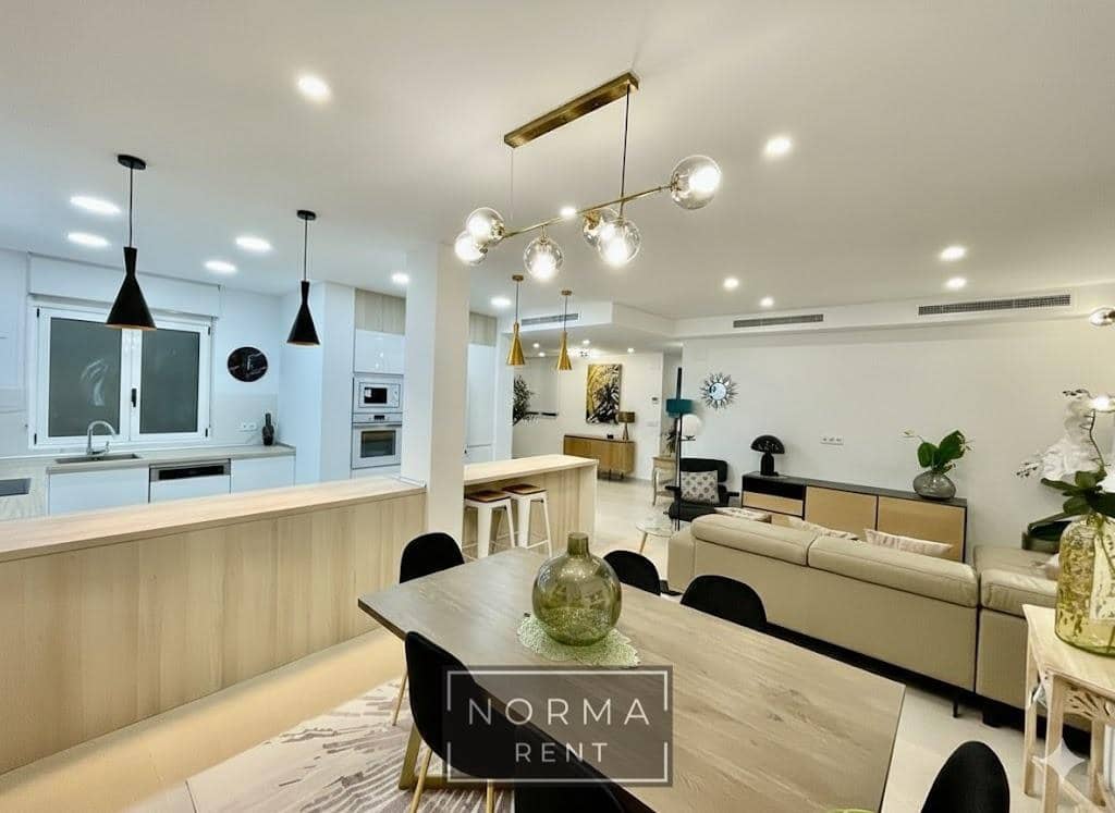 4 camera da letto Appartamento da affittare in Alicante citta - 2.700 € (Rif: 9555949)